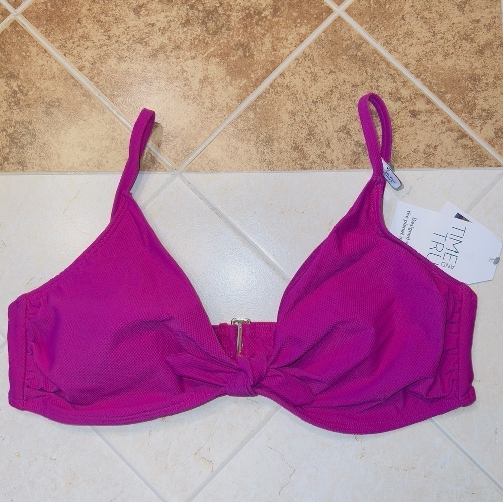 Time and Tru NWT Tie Front Bikini Top size large